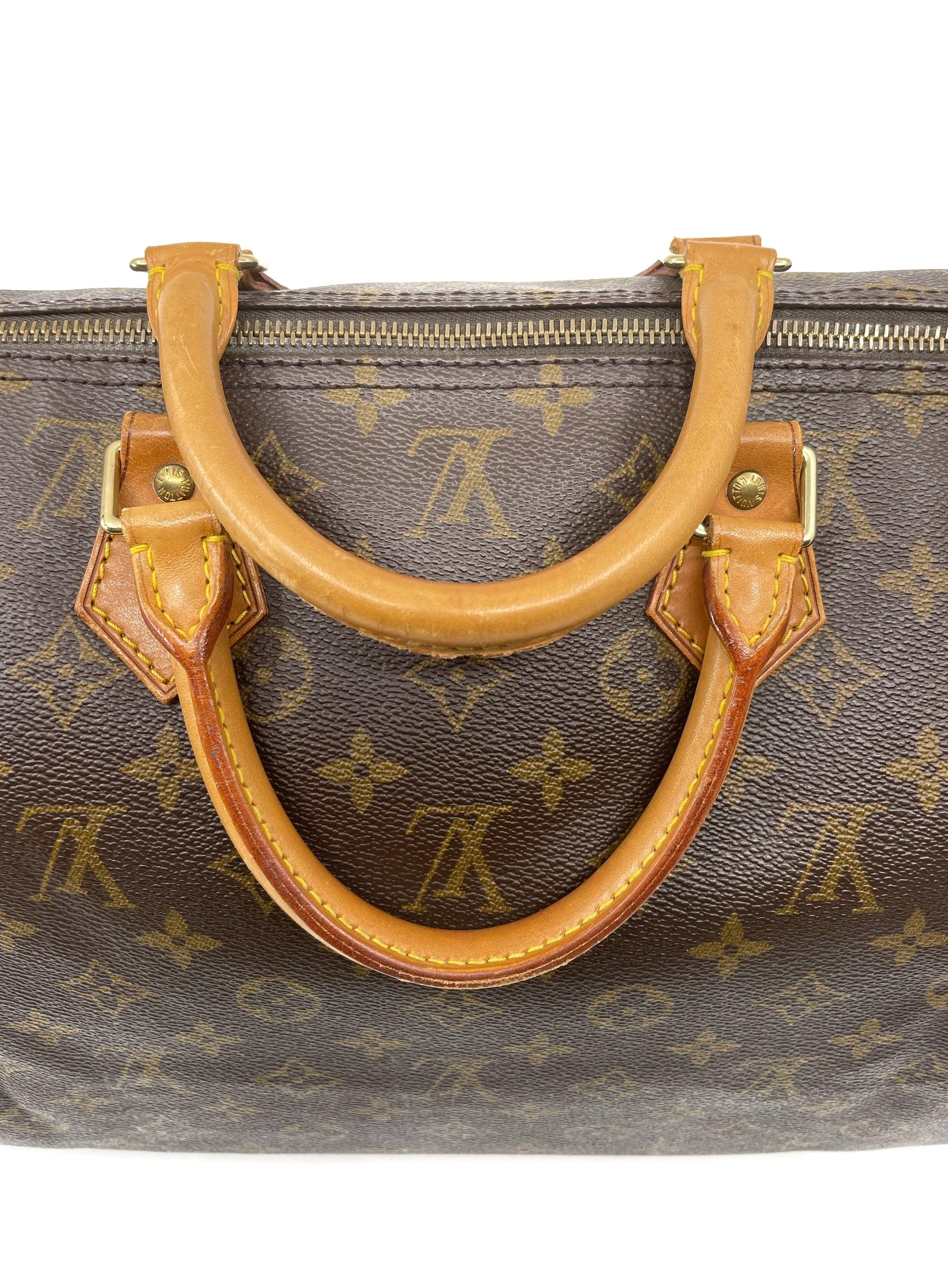 Louis Vuitton Speedy 40 Mon Monogram  Louis vuitton, Louis vuitton  handbags, Handbag heaven